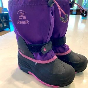 Kamik snow boots girls size 2